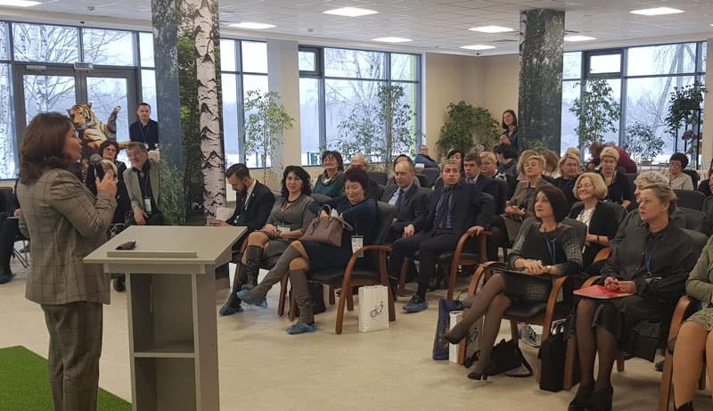 Продукция по доступной среде производства Тифлоцентра Вертикаль предствалина в СПБ