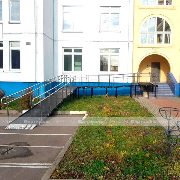 Пандус-конструктор площадка поворотная с настилом из резинового покрытия 1540x1540х80мм – фото № 4