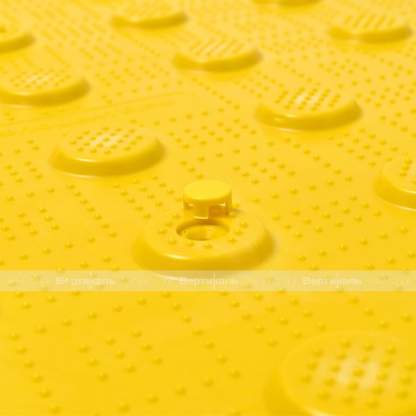 Плитка тактильная (преодолимое препятствие, поле внимания, конусы линейные) противоскользящая, 500х500х5, ПВХ, желтый – фото № 9