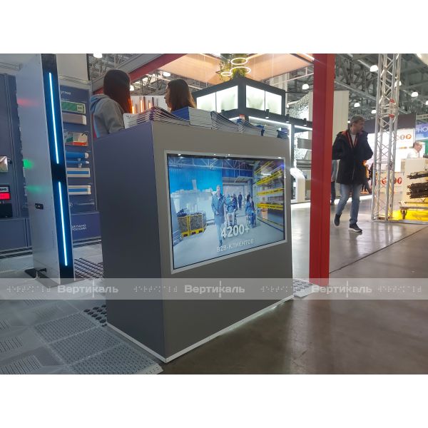 Стойка ресепшен с телевизором Вертикаль – фото № 4