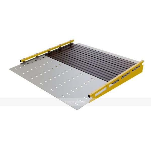 Пандус для беспрепятственного доступа к пляжной кабинке – фото № 1